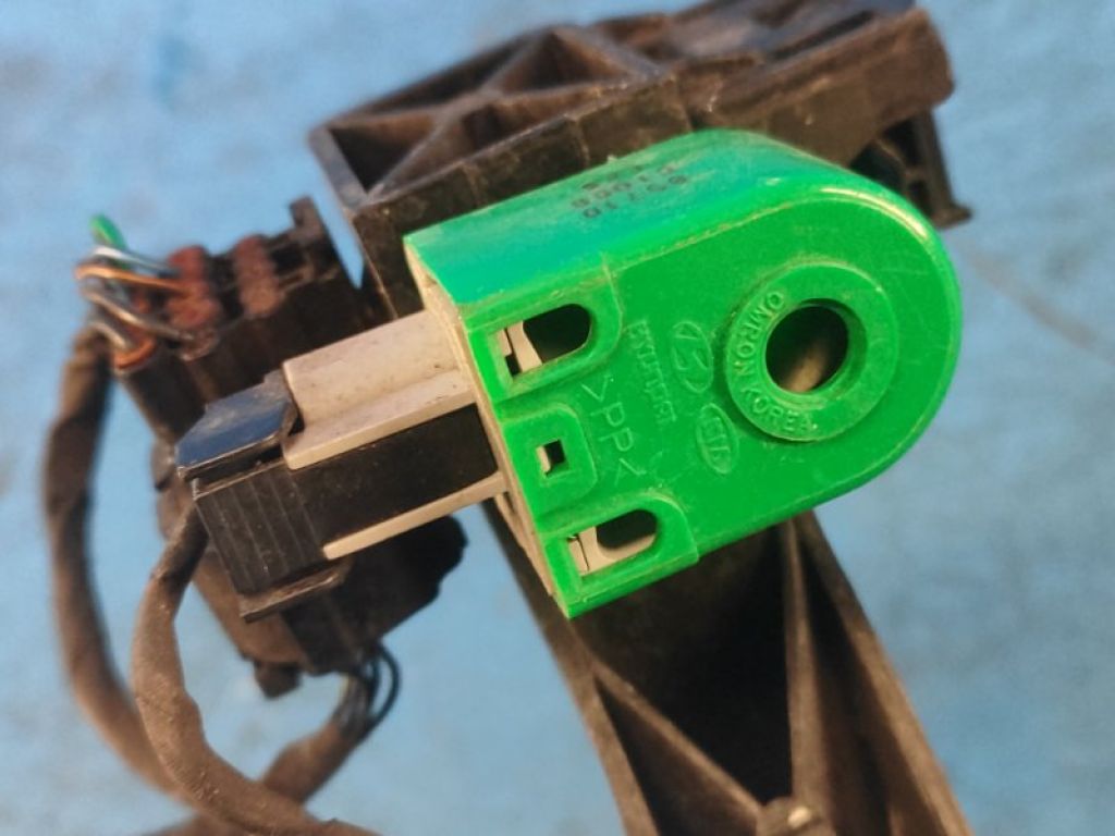 64118-F2000 | Кронштейн крепления фары лев. HYUNDAI ELANTRA AD 16- - Фото 7