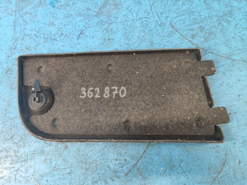 1J0867468 | обшивка багажника лів. VOLKSWAGEN TIGUAN 08-17 - Фото 2