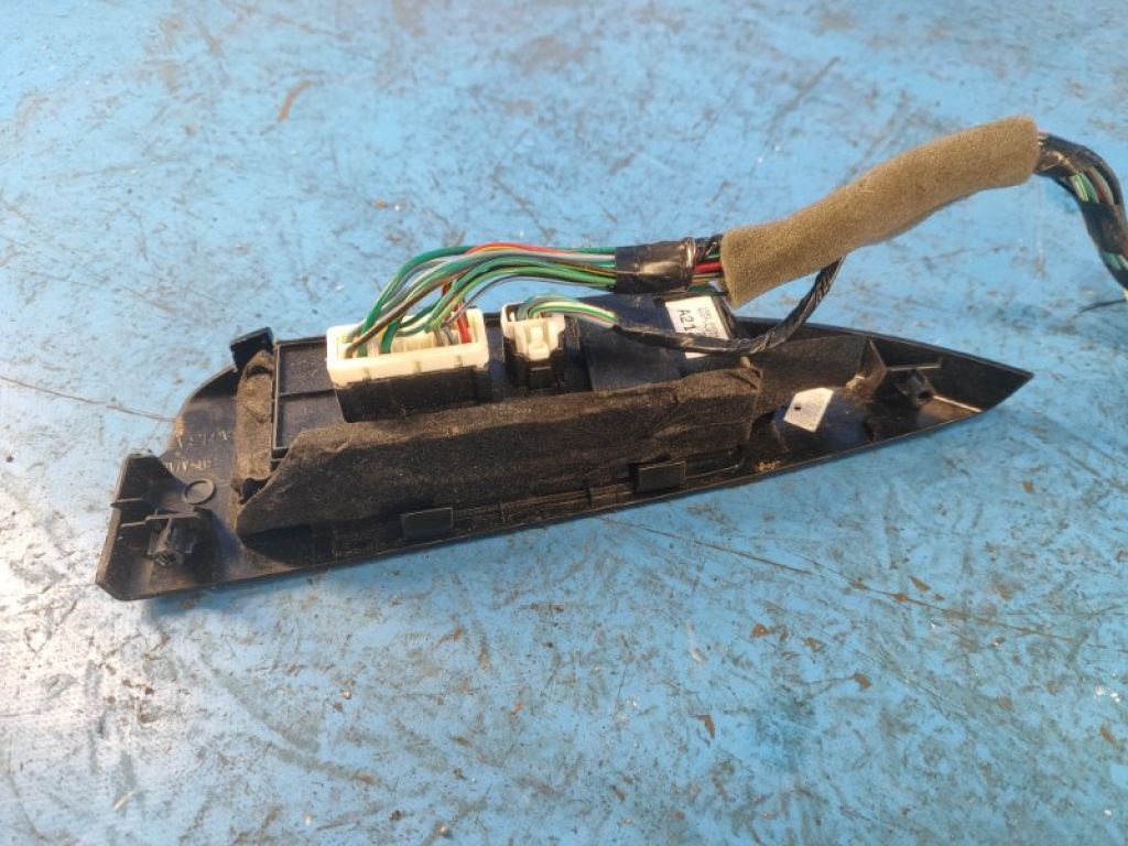 83071AJ21A | Блок керування склопідіймачами передн. лів. SUBARU OUTBACK 09-14 BR - Фото 3