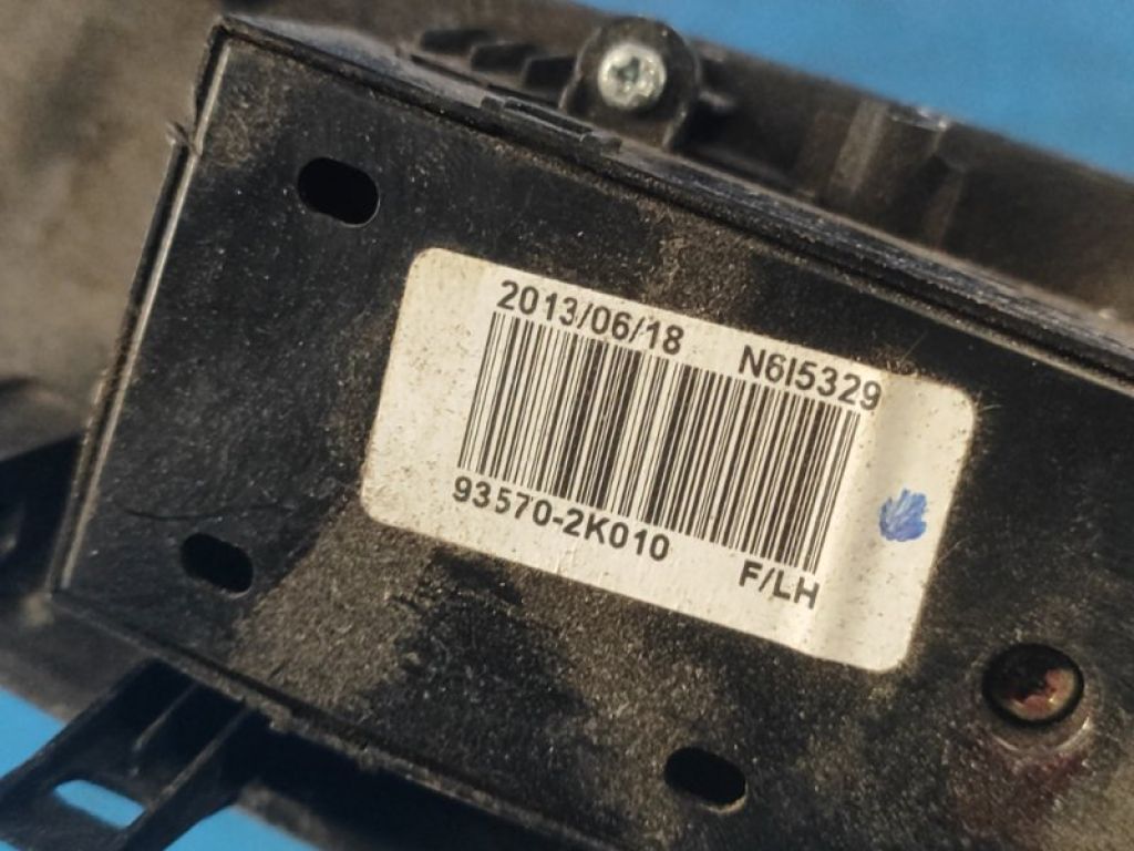 93570-2K010 | Блок керування склопідіймачами передн. лів. KIA SOUL AM 08-13 - Фото 6