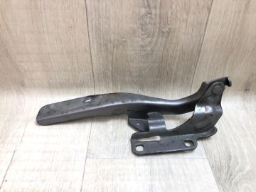 Петля капоту лів. NISSAN QUEST S 11-17