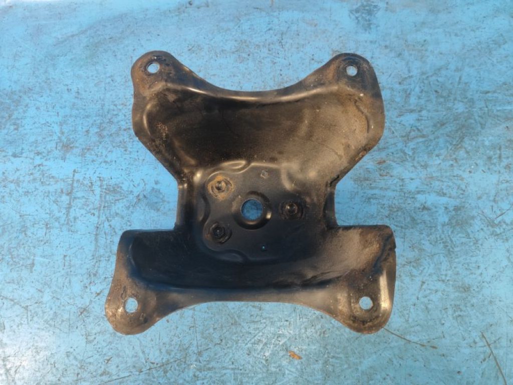 83961-65J00 | Кронштейн кріплення запасного колеса SUZUKI GRAND VITARA 05-15 - Фото 3