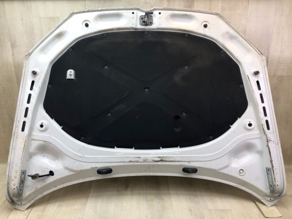 561823031E | Капот VOLKSWAGEN PASSAT B7 11-15 - Фото 2