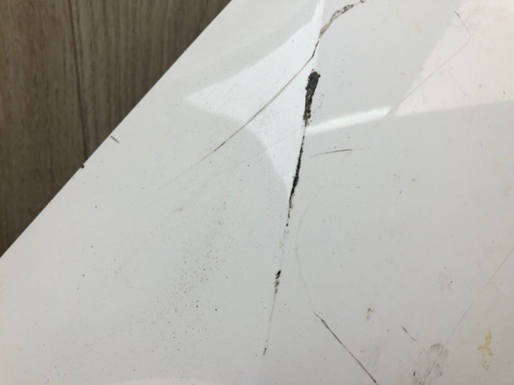 561823031E | Капот VOLKSWAGEN PASSAT B7 11-15 - Фото 9