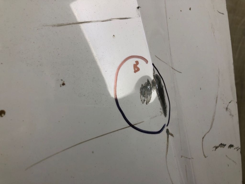 561823031E | Капот VOLKSWAGEN PASSAT B7 11-15 - Фото 14