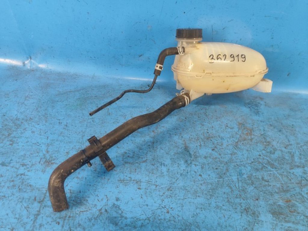 GV61-8A080-AD | Бачок розширювальний FORD ESCAPE 12-19 - Фото 2