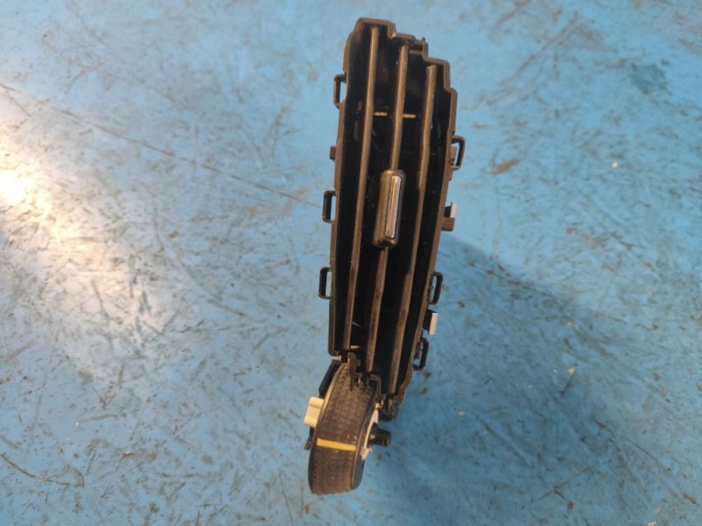 BM51A014L21AF | Дефлектор повітряний лів. FORD FOCUS 10-18 - Фото 4