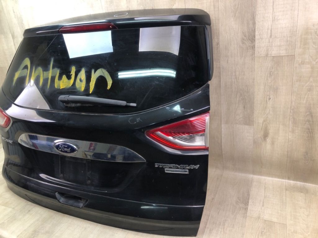 CJ5Z-7840010-A | Крышка багажника FORD ESCAPE 12-19 - Фото 4