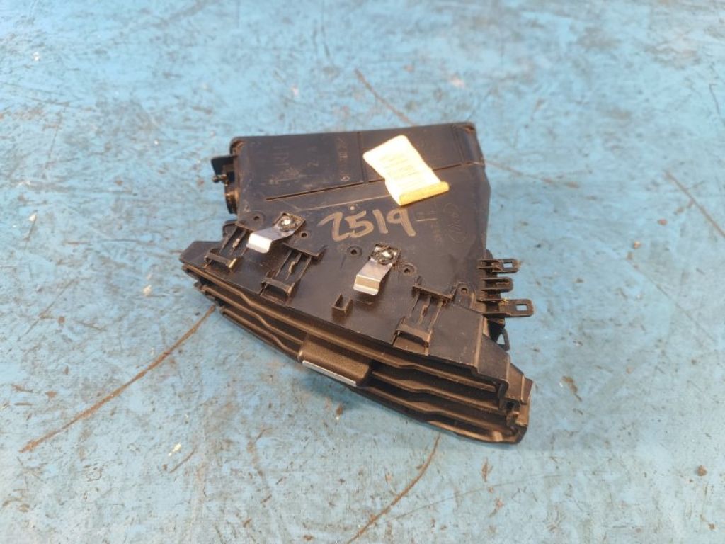 BM51A014L20AF | Дефлектор повітряний прав. FORD FOCUS 10-18 - Фото 2