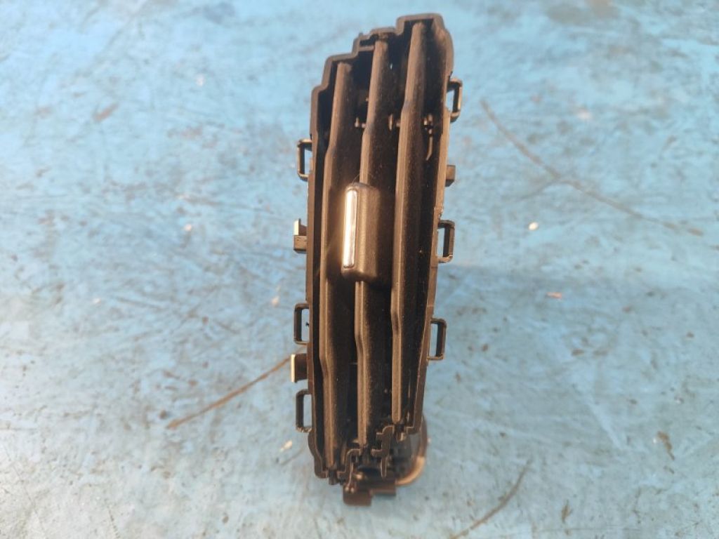 BM51A014L20AF | Дефлектор повітряний прав. FORD FOCUS 10-18 - Фото 4