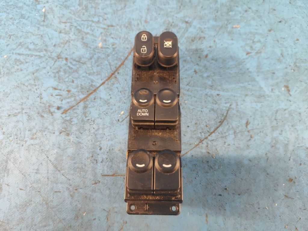 93570-1R111 | Блок керування склопідіймачами передн. лів. HYUNDAI ACCENT RB 10-