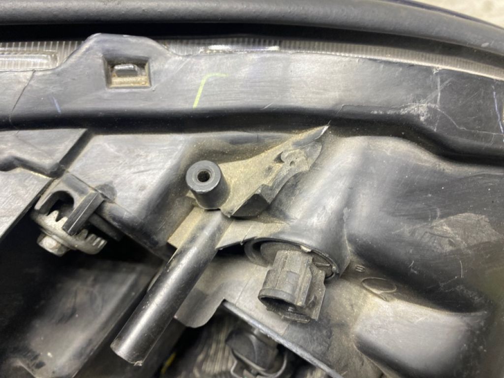 81150-0E010 | Фара передн. лев. LEXUS RX300/330/350/400 03-09 - Фото 3