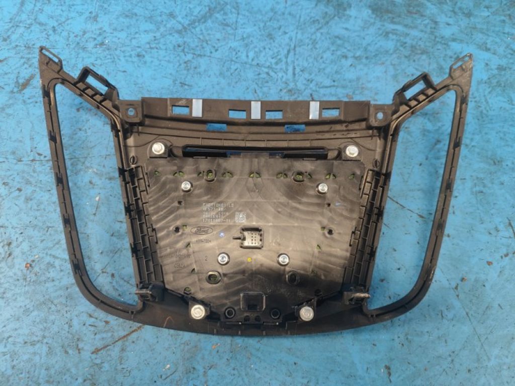 F1ET18K811LD | Блок керування мультимедіа FORD FOCUS 10-18 - Фото 2