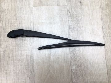 Повідець склоочисника задній TOYOTA VENZA 09-16