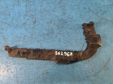 Кронштейн заднього бампера прав. SUZUKI KIZASHI 09-14