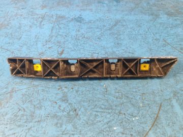 Кронштейн заднего бампера прав. HYUNDAI ELANTRA AD 16-