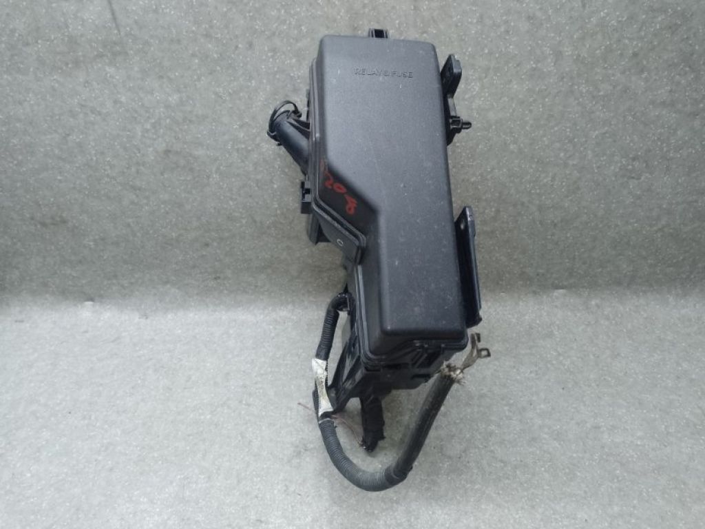 8274033020 | Блок предохранителей моторный отсек TOYOTA CAMRY 40 06-11 - Фото 11