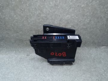 Блок запобіжників моторний відсік TOYOTA CAMRY 40 06-11