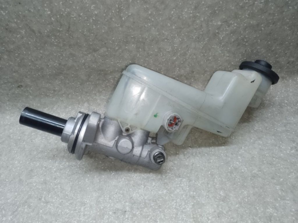 4720106430 | Главный тормозной цилиндр TOYOTA CAMRY 40 06-11 - Фото 2