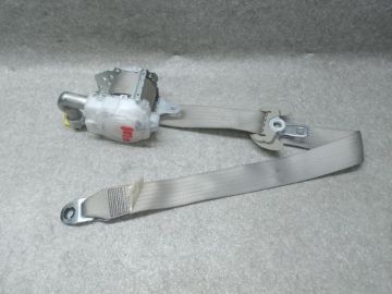 Ремінь безпеки передн. прав. TOYOTA CAMRY 40 06-11