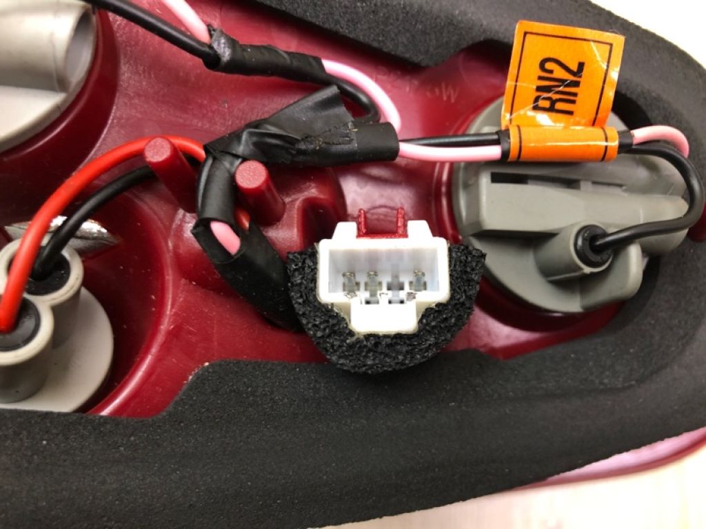 92404D3010 | Ліхтар внутрішній прав. HYUNDAI TUCSON TL 15-20 - Фото 8