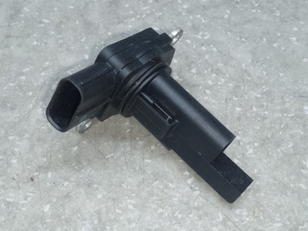 2220431020 | Витратомір повітря TOYOTA CAMRY 40 06-11