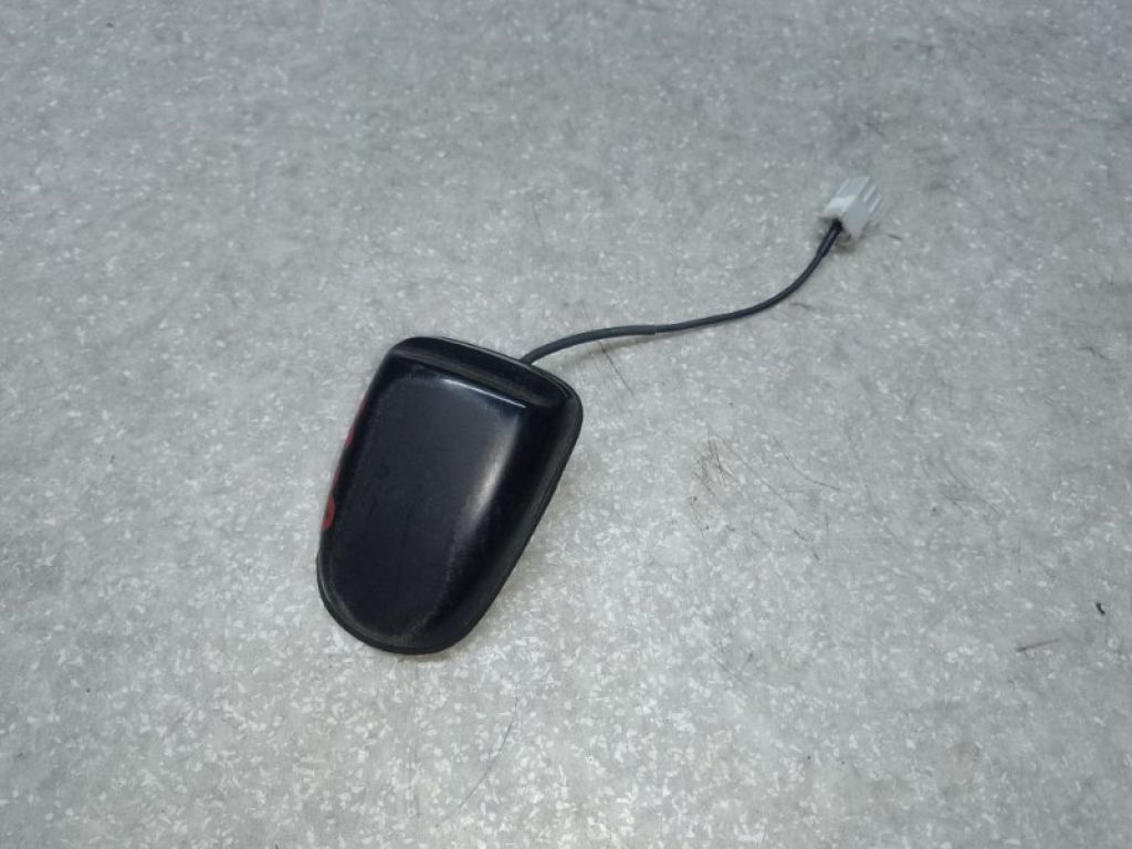 8696006020C0 | Антена TOYOTA CAMRY 40 06-11