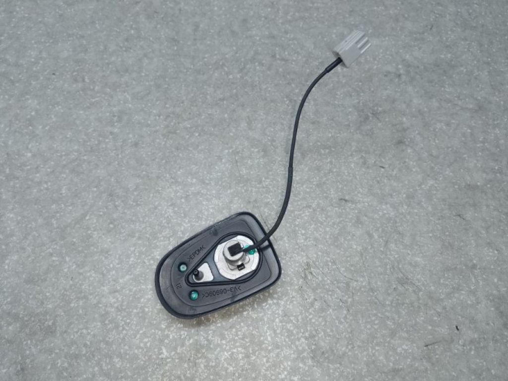 8696006020C0 | Антена TOYOTA CAMRY 40 06-11 - Фото 2