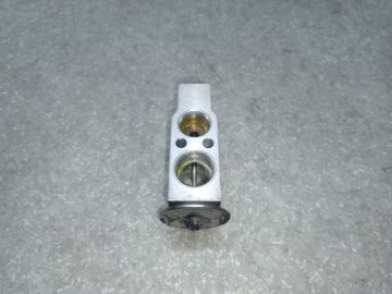 Клапан кондиціонера TOYOTA CAMRY 40 06-11