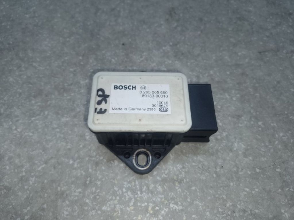 8918306010 | Датчик ESP TOYOTA CAMRY 40 06-11