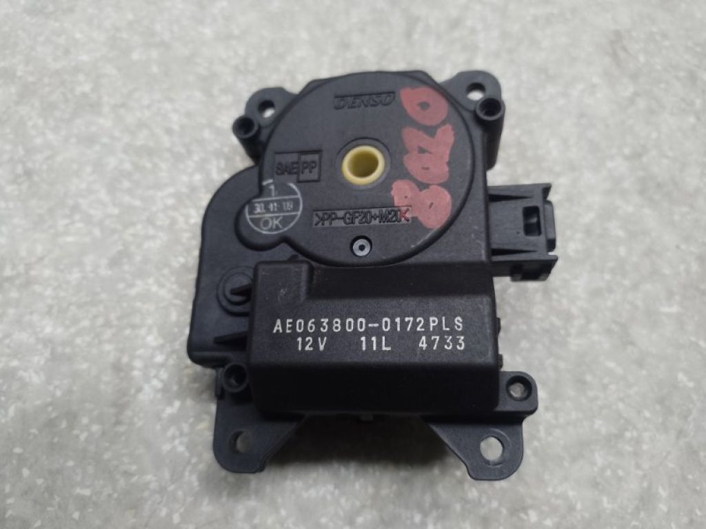 8710607140 | Моторчик заслонки печки TOYOTA CAMRY 40 06-11