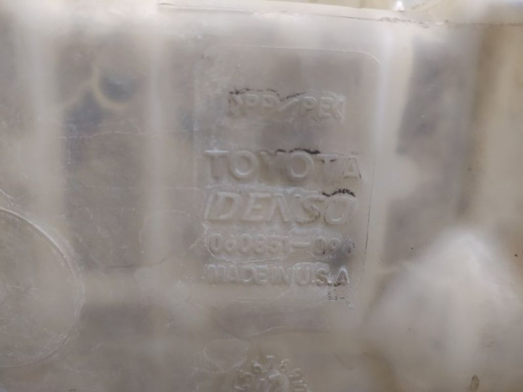 85315-AE010 | Бачок омывателя TOYOTA SIENNA 11-16 - Фото 7