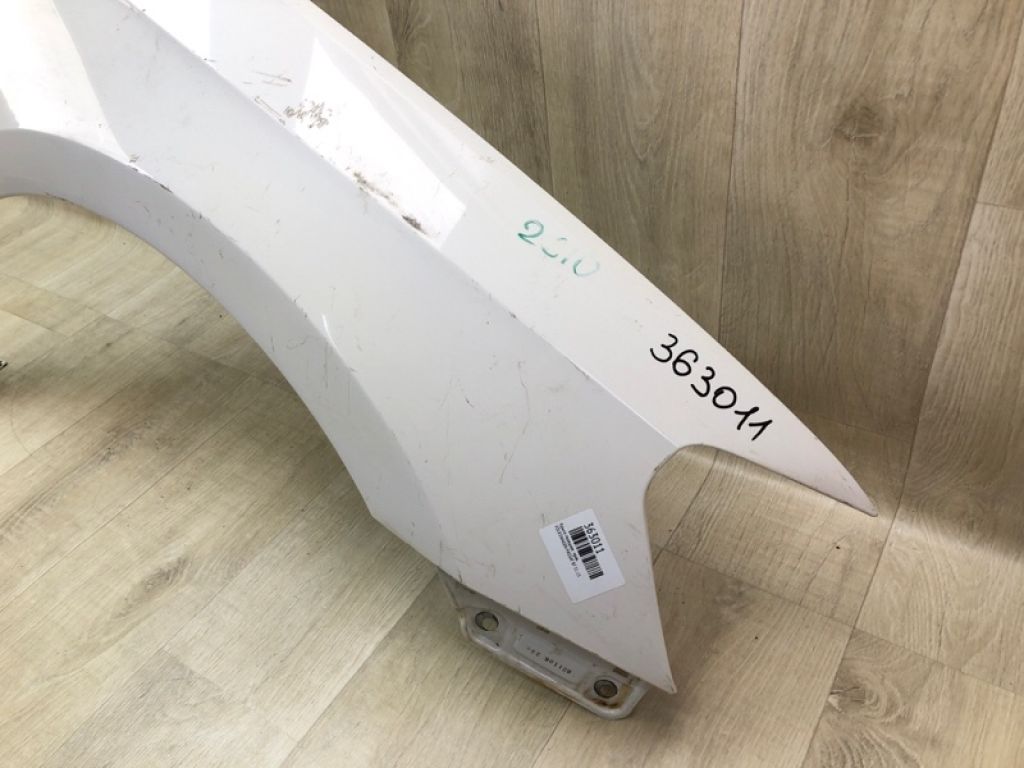 561821022 | Крило переднє прав. VOLKSWAGEN PASSAT B7 11-15 - Фото 2