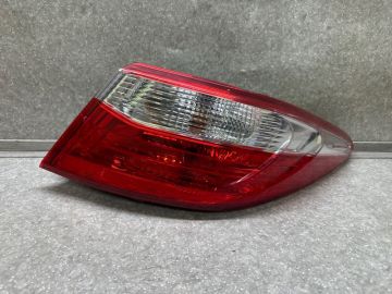 Ліхтар зовнішній прав. TOYOTA CAMRY 55 14-17