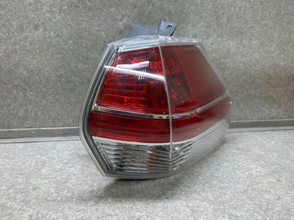 265504BA0A | Ліхтар зовнішній прав. NISSAN X-TRAIL/ROGUE T32 13-20 - Фото 2