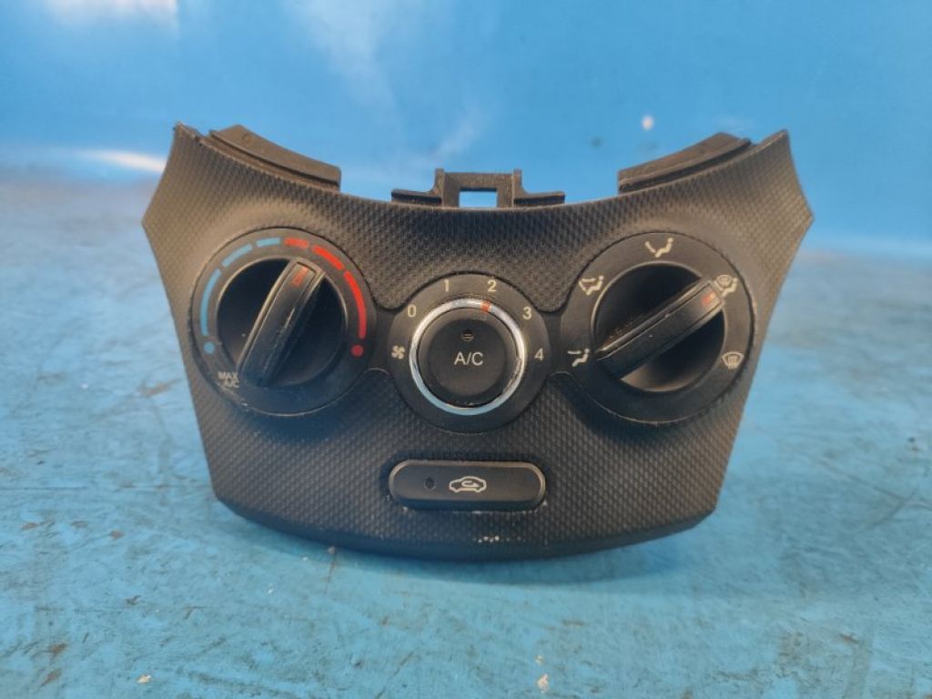 97250-1RBL19Y | Блок керування піччю HYUNDAI ACCENT RB 10-