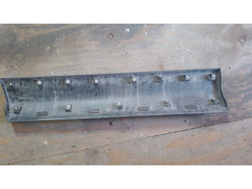 TD11-51-RA0H | Накладка двери передн. прав. MAZDA CX-9 06-16 - Фото 2