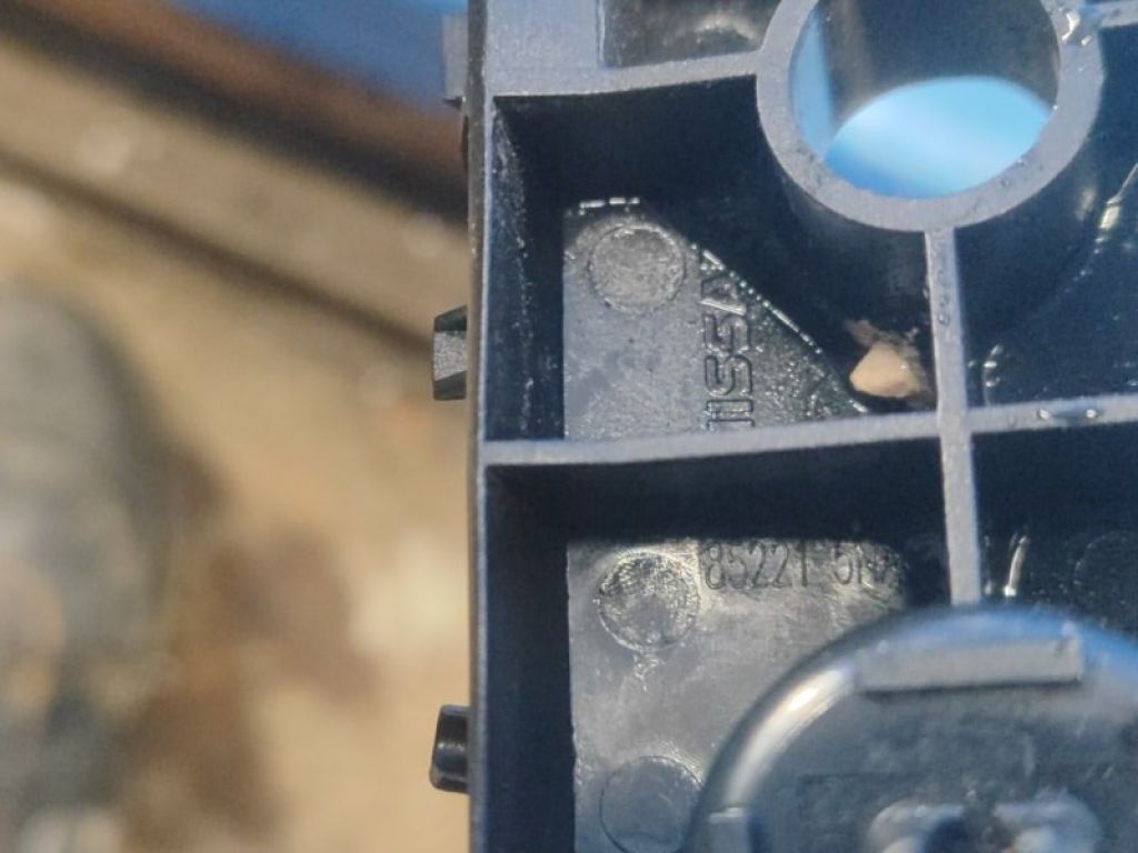 85221-5NA0A | Кронштейн заднього бампера лів. INFINITI QX50 18- - Фото 4