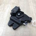 A 117 750 00 85 | Замок кришки багажника MERCEDES C-CLASS W205 16-21