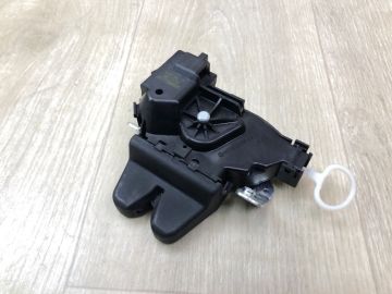 Замок кришки багажника MERCEDES C-CLASS W205 16-21