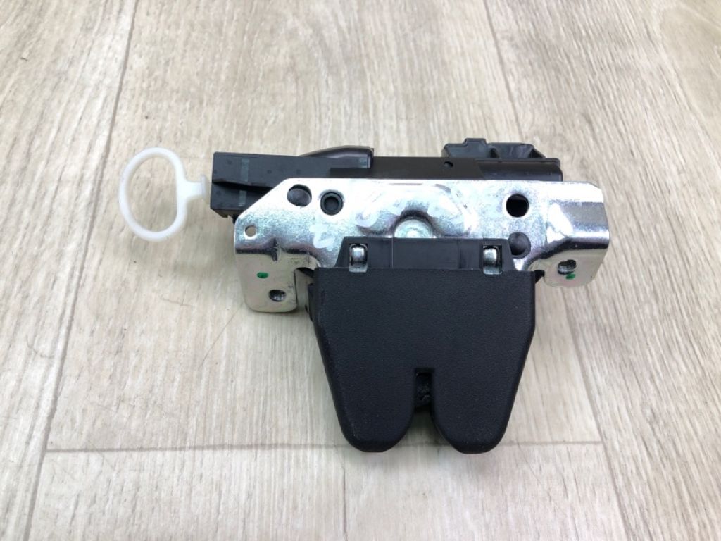 A 117 750 00 85 | Замок кришки багажника MERCEDES C-CLASS W205 16-21 - Фото 5