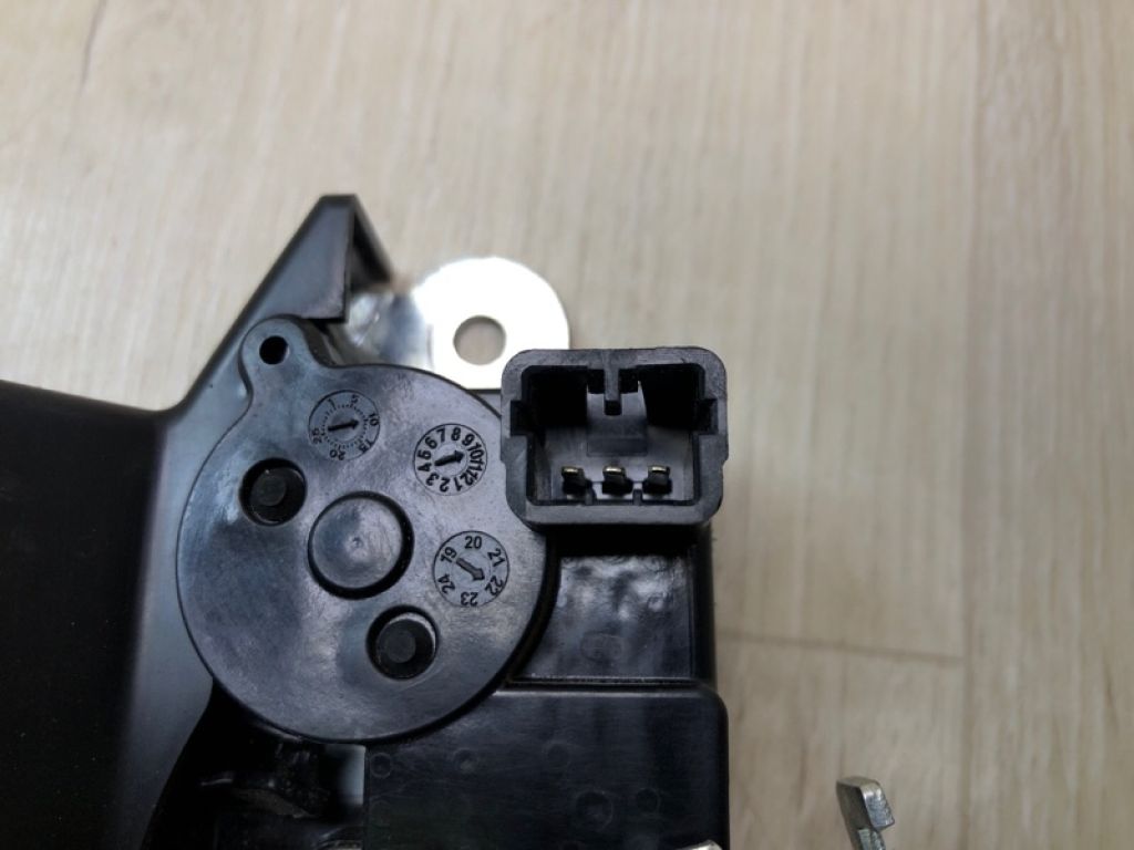 81230M7030 | Замок кришки багажника KIA FORTE BD 18-21 - Фото 6