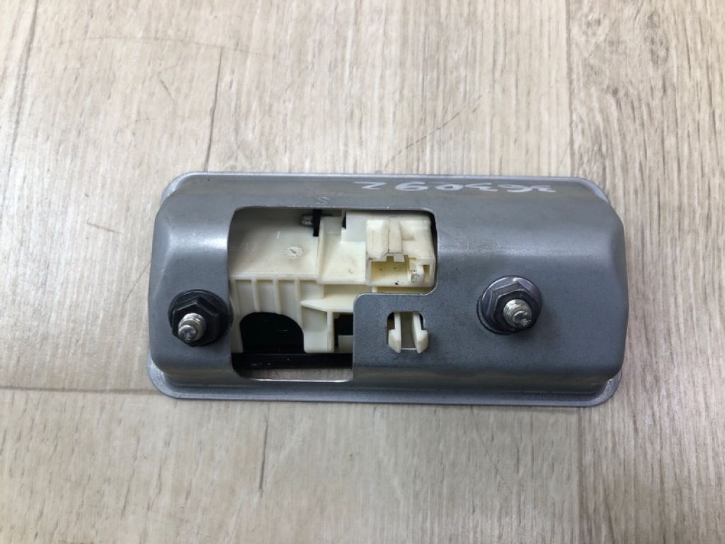 5N0827566T | Кнопка відкриття багажника зовнішня VOLKSWAGEN PASSAT B7 11-15 - Фото 4