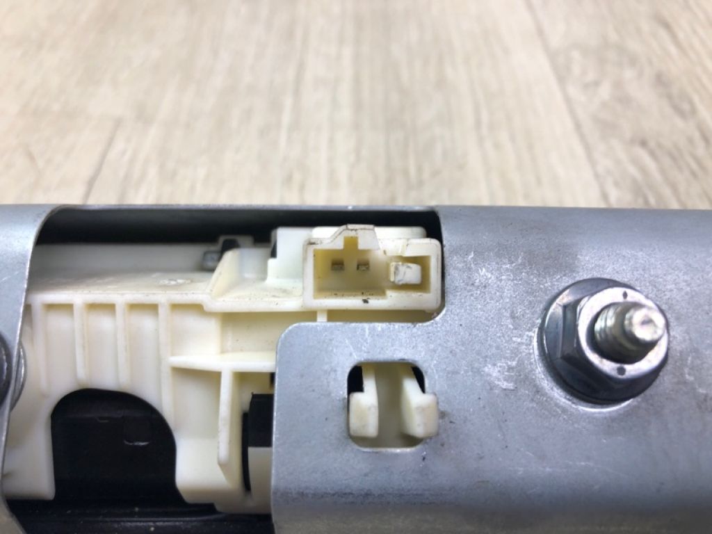 5N0827566T | Кнопка відкриття багажника зовнішня VOLKSWAGEN PASSAT B7 11-15 - Фото 6