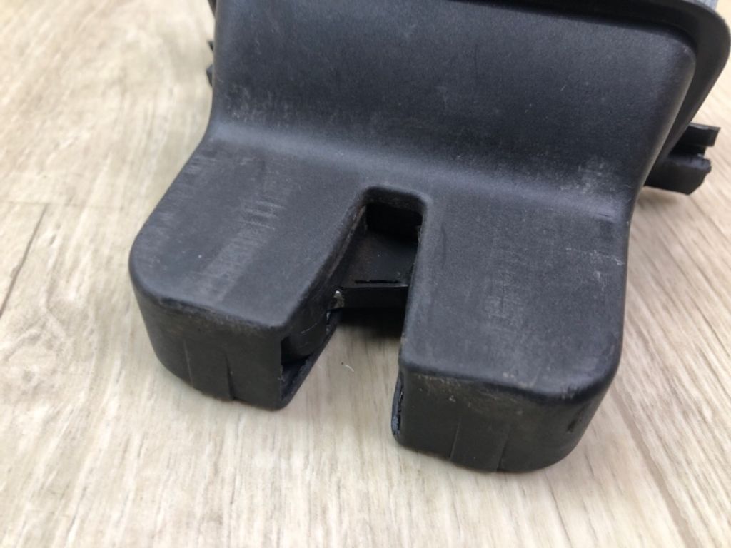 561827505 | Замок кришки багажника VOLKSWAGEN PASSAT B7 11-15 - Фото 5