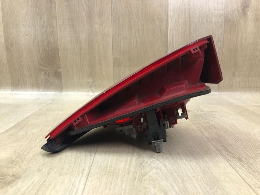 561945094C | Ліхтар внутрішній прав. VOLKSWAGEN PASSAT B7 11-15 - Фото 3