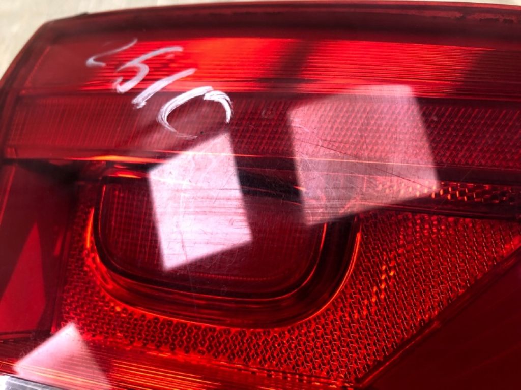 561945093C | Ліхтар внутрішній лів. VOLKSWAGEN PASSAT B7 11-15 - Фото 7