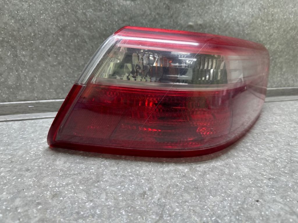 81550-06240 | Ліхтар зовнішній прав. TOYOTA CAMRY 40 06-11 - Фото 2