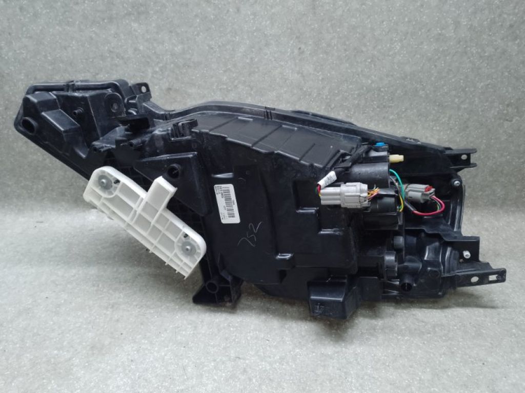 260109RB0A | Фара прав. NISSAN LEAF 10-17 - Фото 3