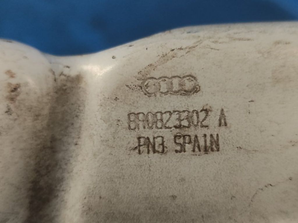 8R0 823 302 A | Петля капоту прав. AUDI Q5 08-16 - Фото 4